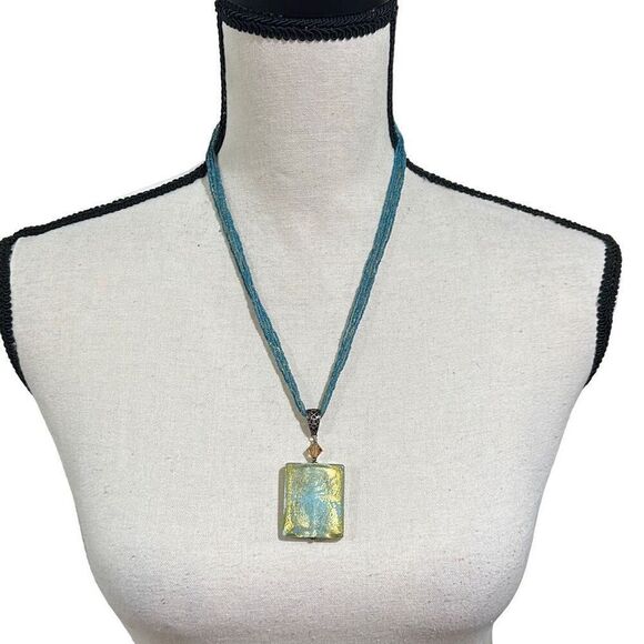 Multi strand beaded necklace with large glass pendant - Picture 1 of 4